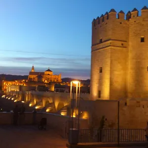 Mezquita Con Cochera , Cordova Spagna